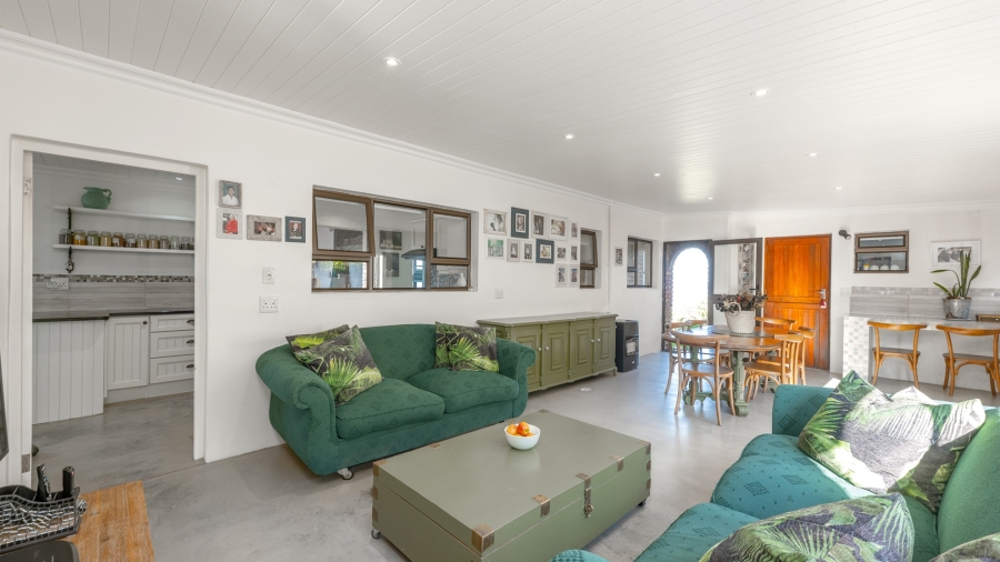 4 Bedroom Property for Sale in Suiderstrand Western Cape